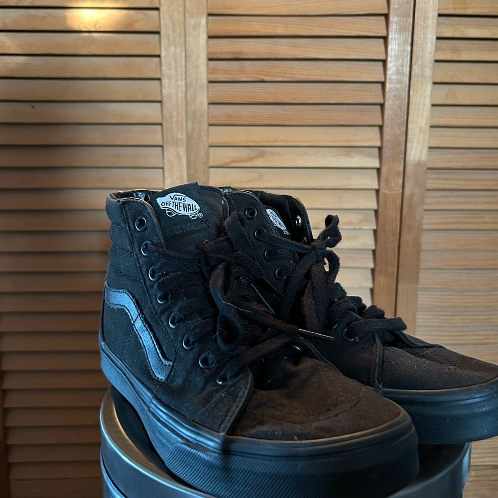 Black Vans